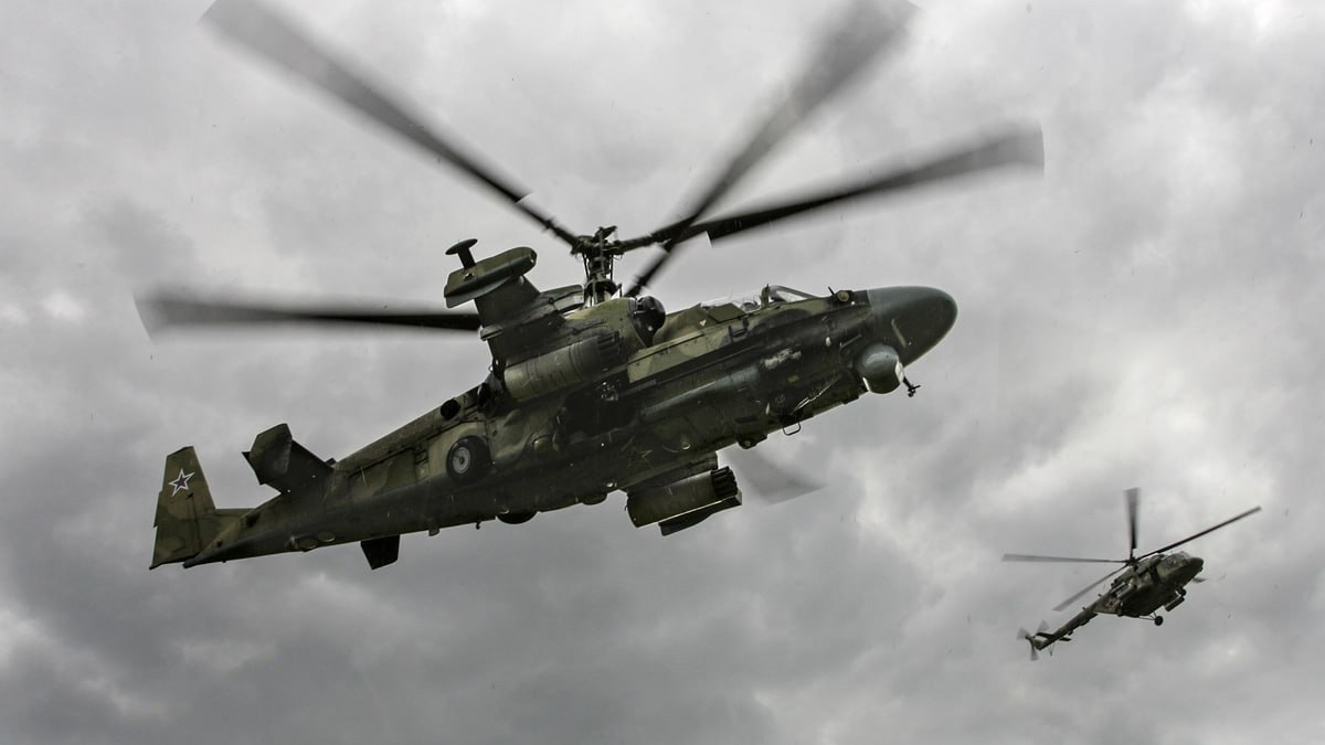 Российская авиация сбила два вертолета ВСУ над ДНР