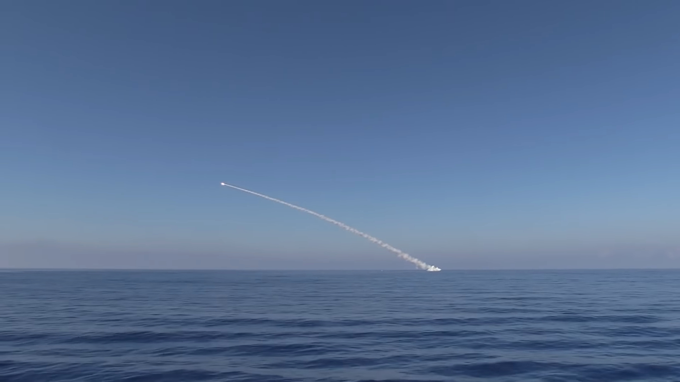 Военно-морской флот РФ успешно ударил по территории Украины