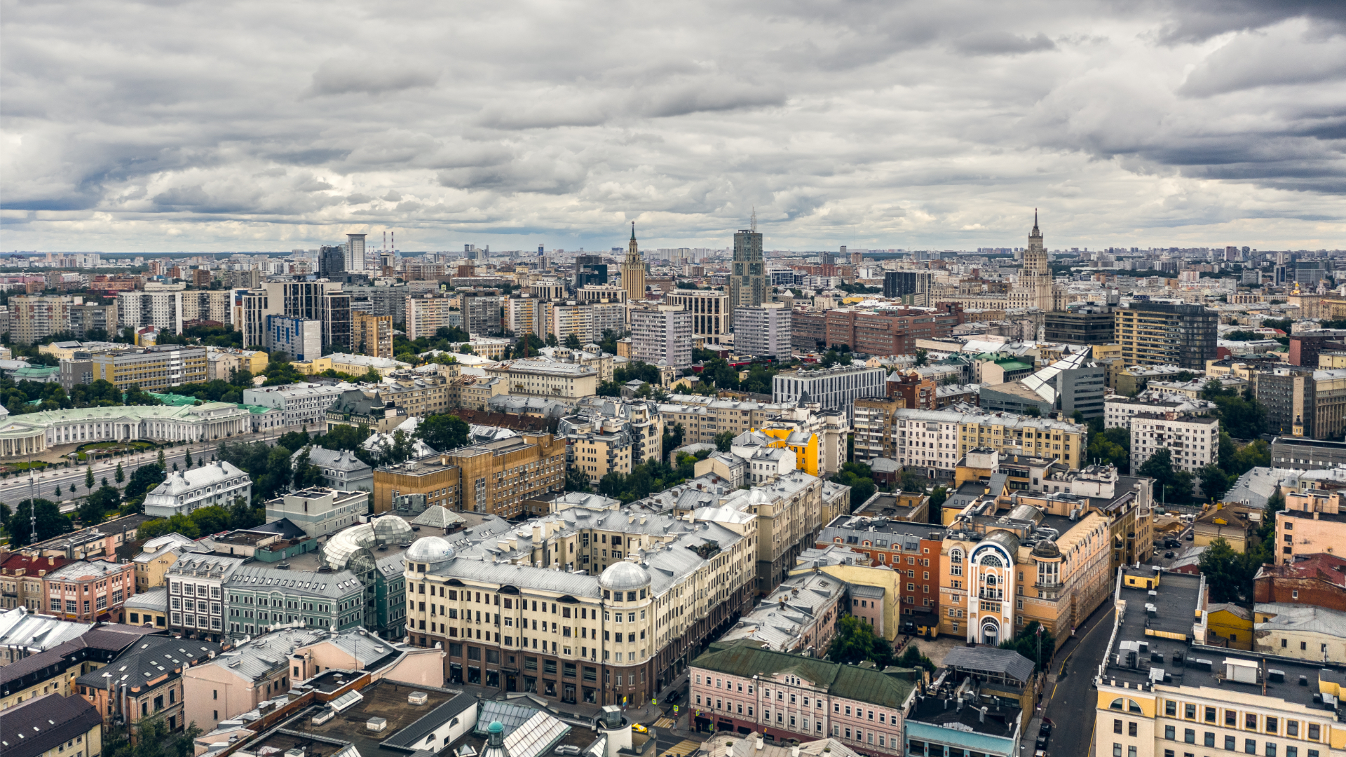 В Московской области прогнозируют 12 мая облачную погоду и кратковременный дождь