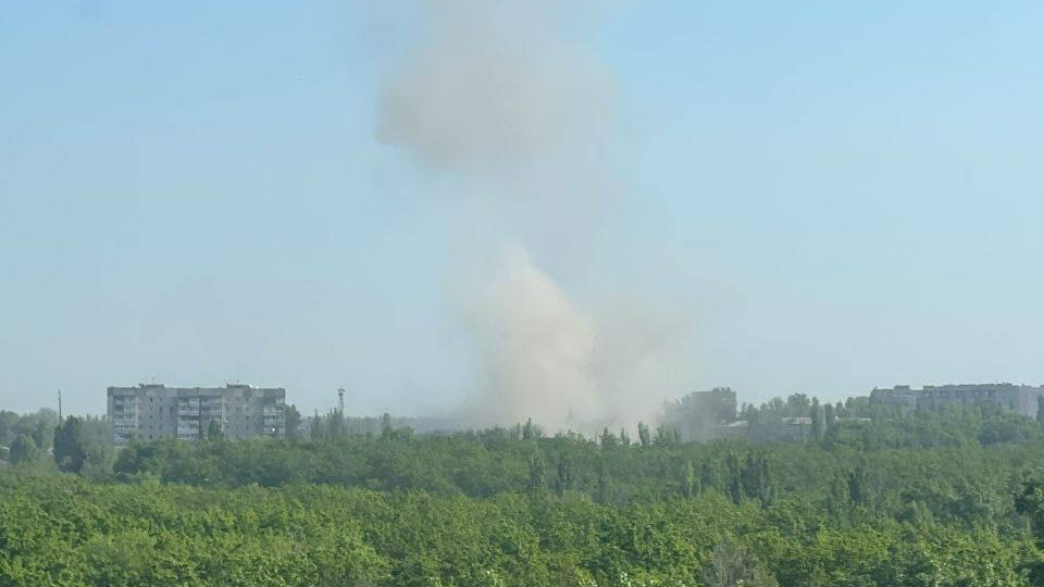 ВСУ ударили по району бывшего авиаучилища в Луганске