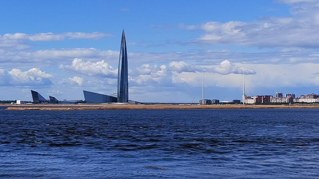 На намывных территориях Васильевского острова все готово для переезда «Яхт-клуба Санкт-Петербурга»