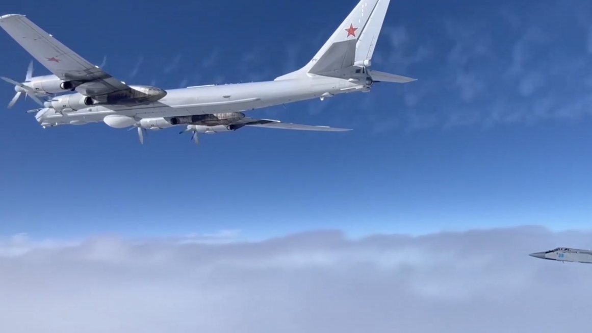 Военный аэродром в Пинчуках под Киевом подвергся высокоточному удару