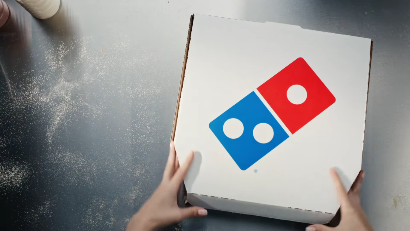 Domino’s Pizza пообещала вернуть все деньги за невыполненные заказы