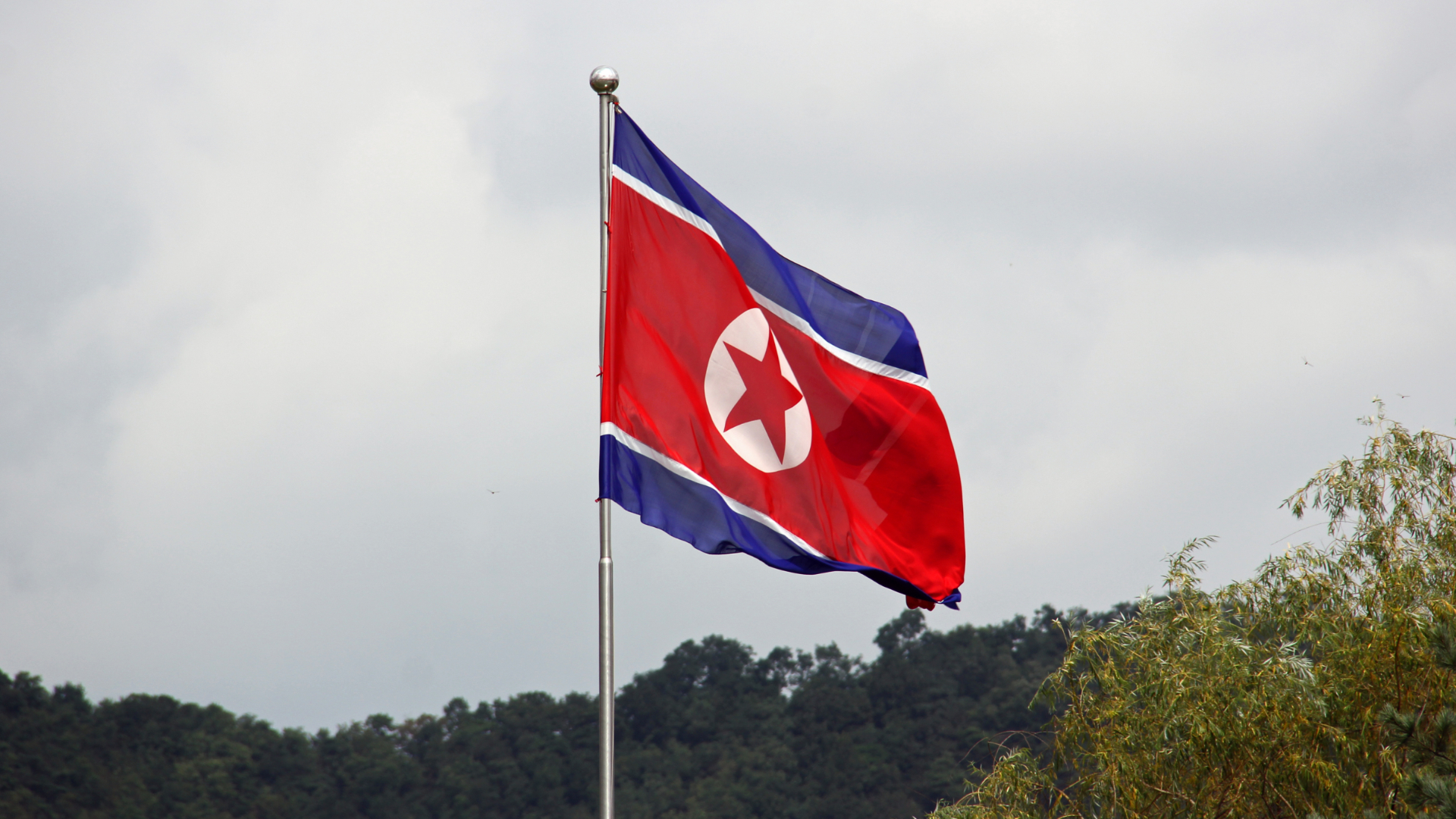 В КНДР считают, что агрессивное сотрудничество Южной Кореи и США толкает мир к ядерному конфликту
