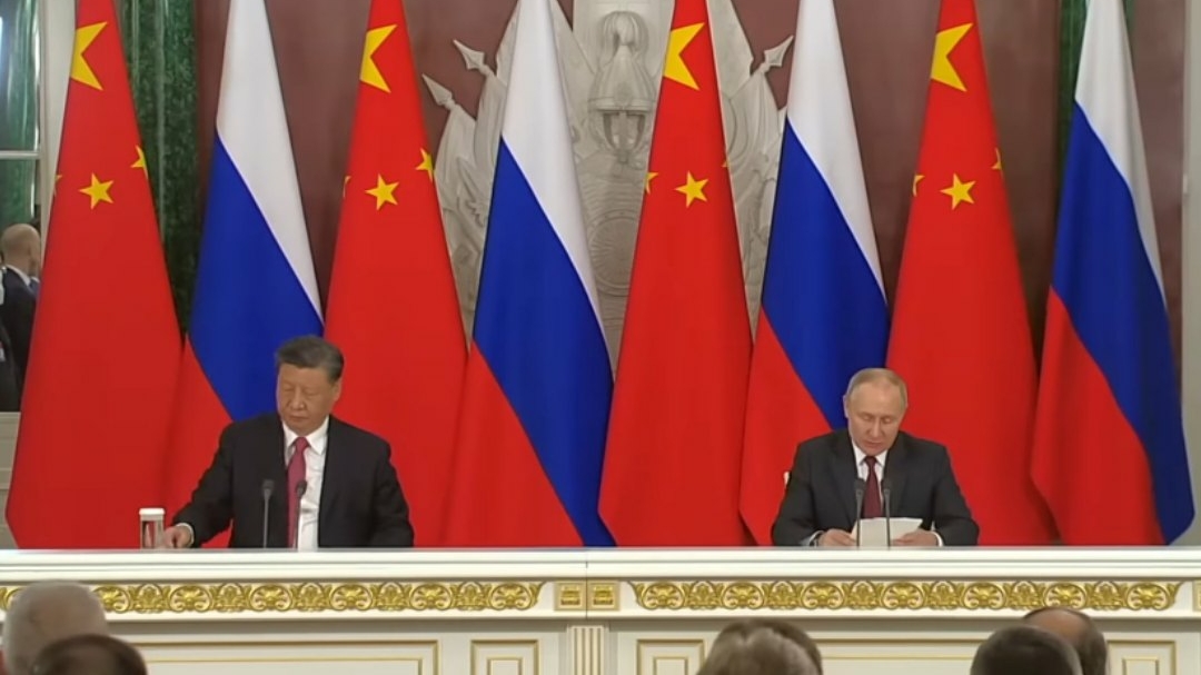 Альянс России, КНР и КНДР может нести прямую угрозу Западу, пишет Daily Express