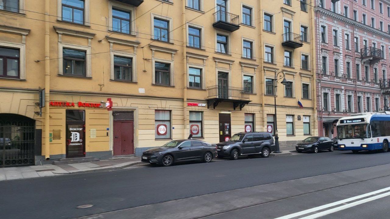 В Петербурге с платной парковки исчезла разметка
