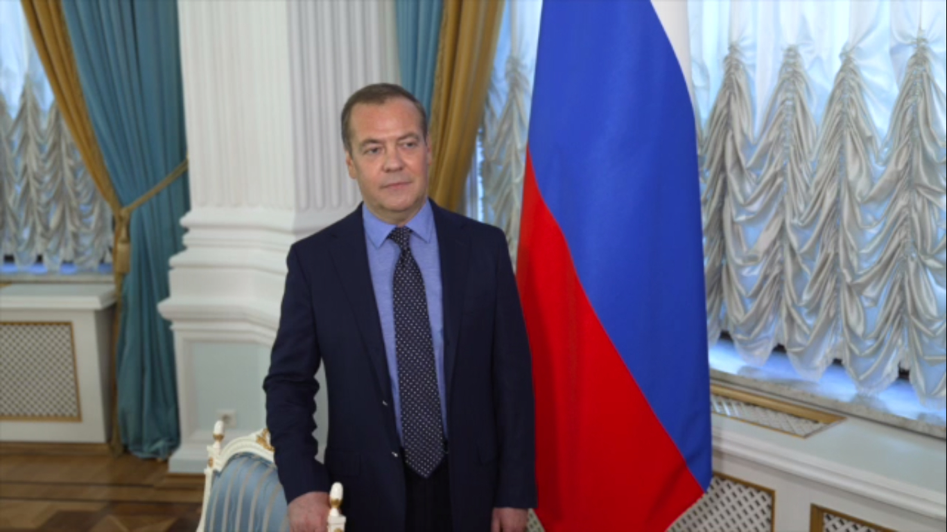 Медведев считает, что без поставок западного оружия СВО закончится через несколько дней
