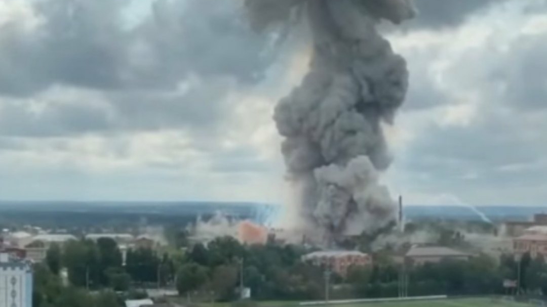Харьковские власти заявили о серии взрывов в городе