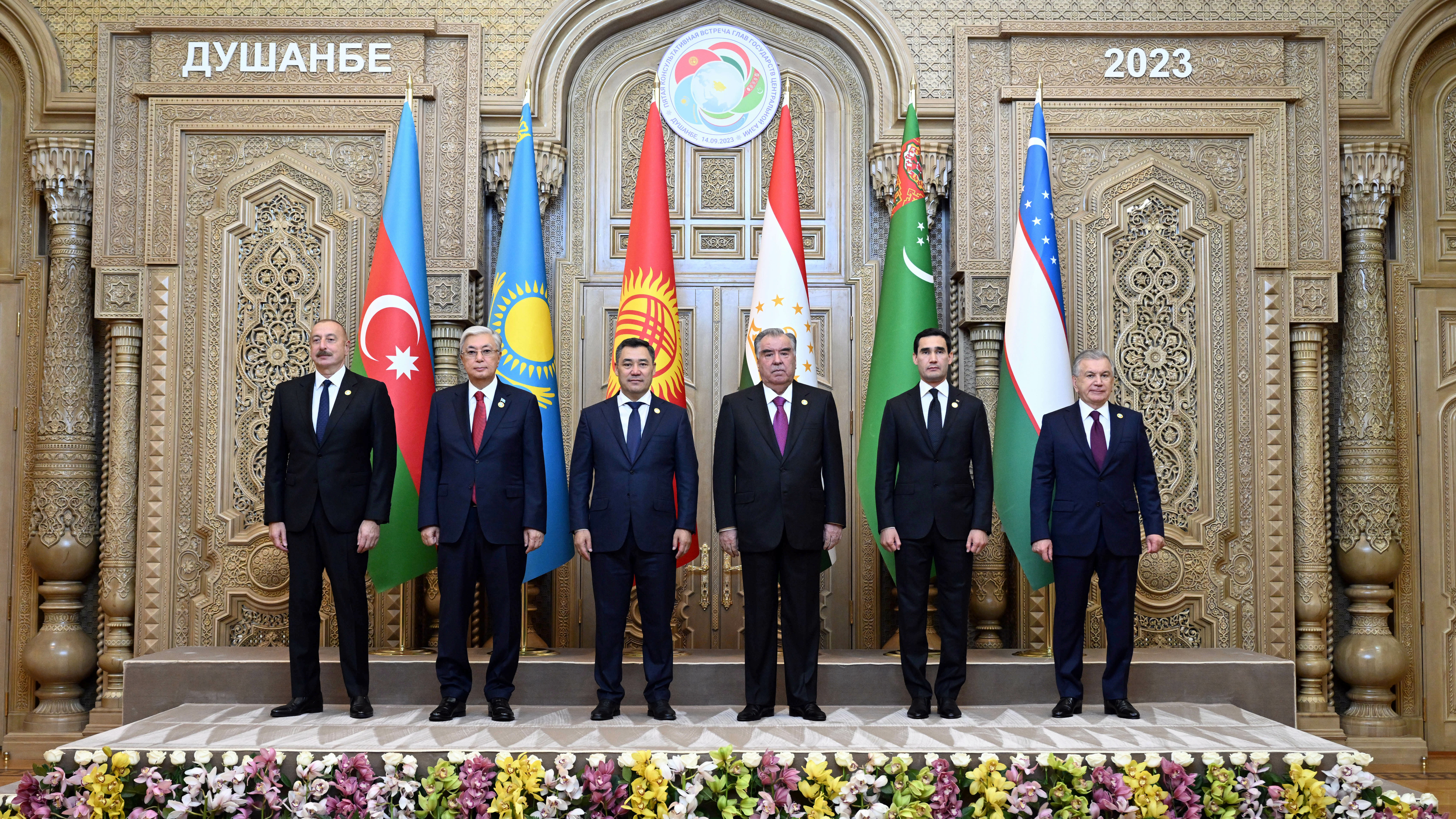 Президент Кыргызстана заявил о заинтересованности страны в мирном Афганистане