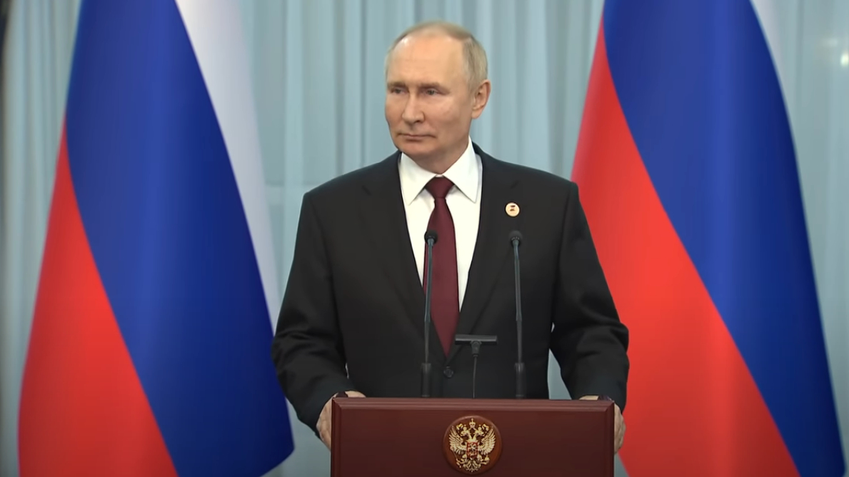 Более 3,5 млн подписей россиян собрано в поддержку Путина