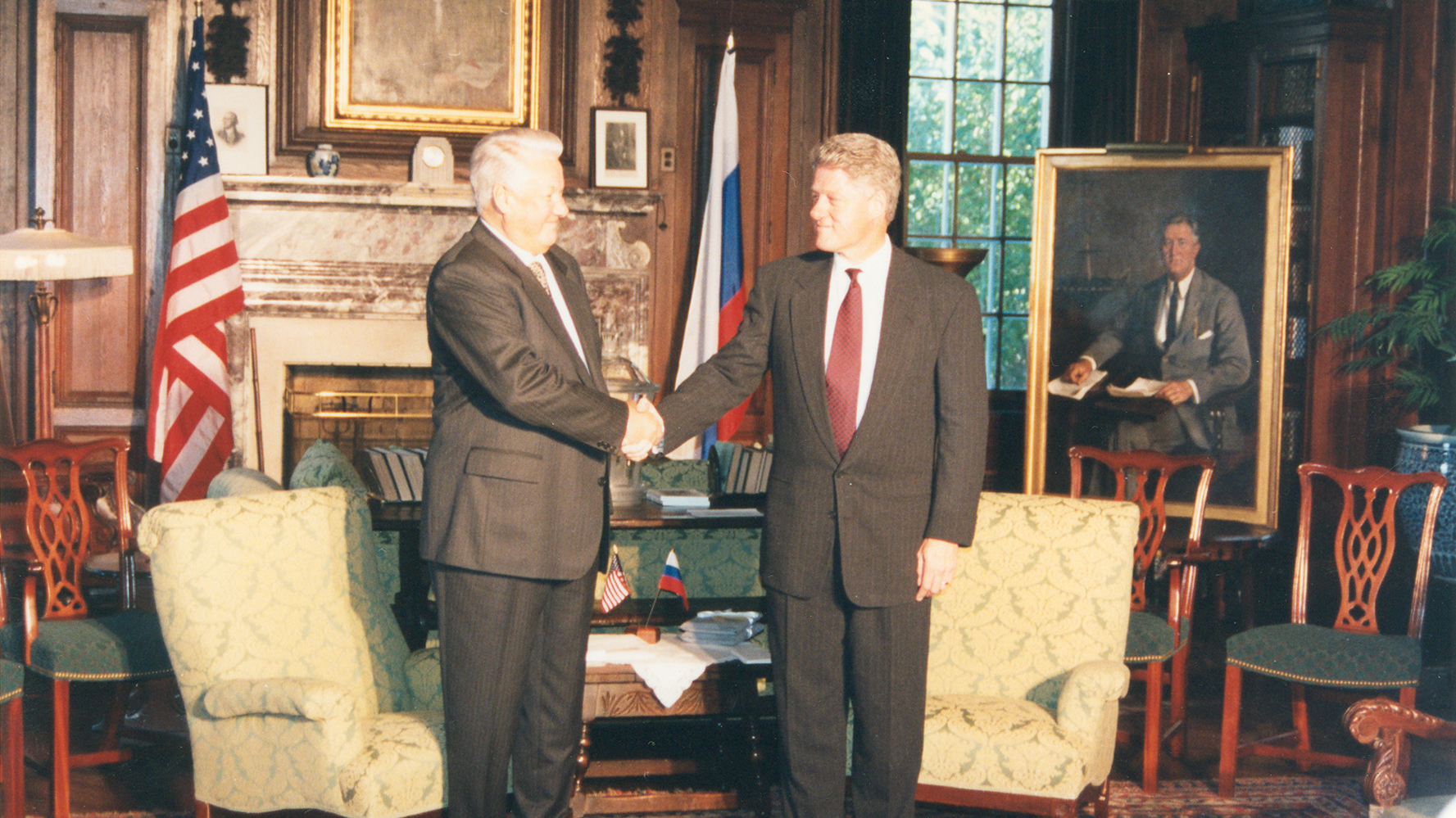 Ельцин и Клинтон обсуждали вступление России в НАТО в 1994 году