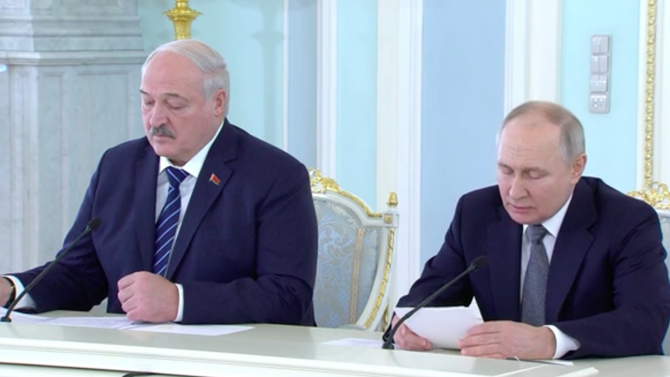 Путин и Лукашенко открыли НЗК в Антарктиде по видеосвязи