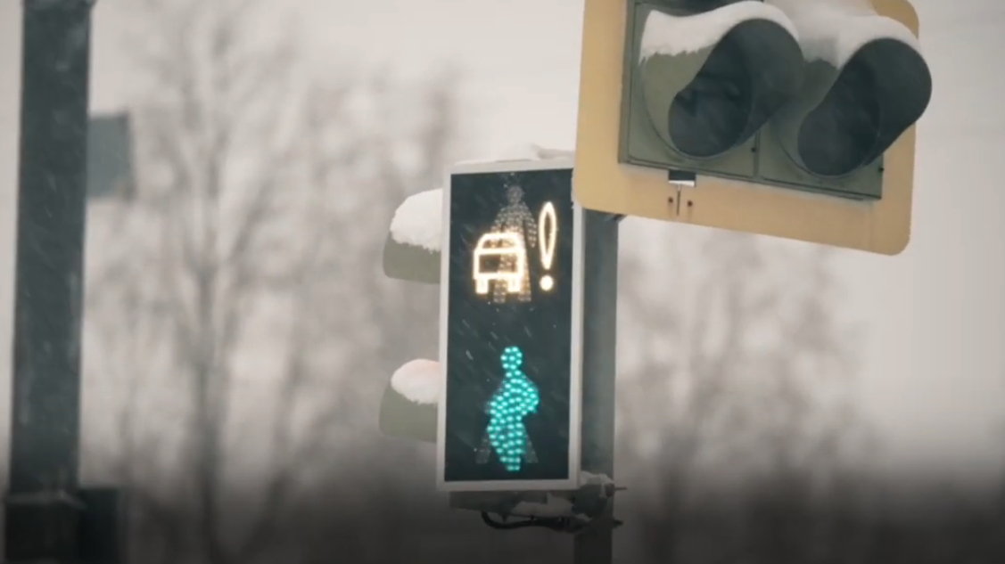 ЦОДД в Москве тестирует инновационные светофоры с предупреждением для пешеходов