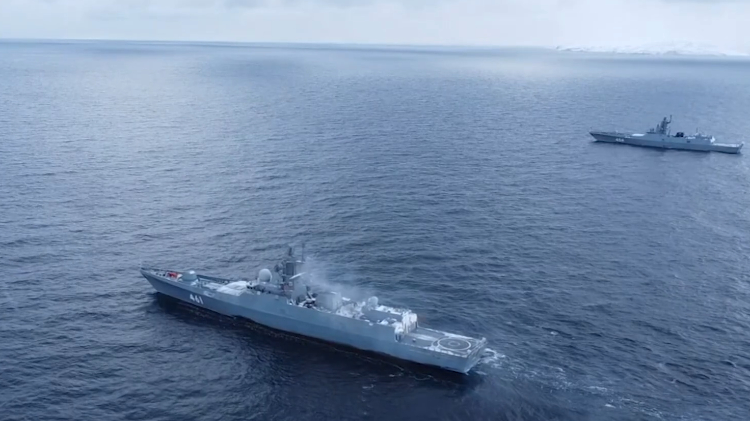 Москва проучила Токио, сымитировав корабельный бой в Японском море
