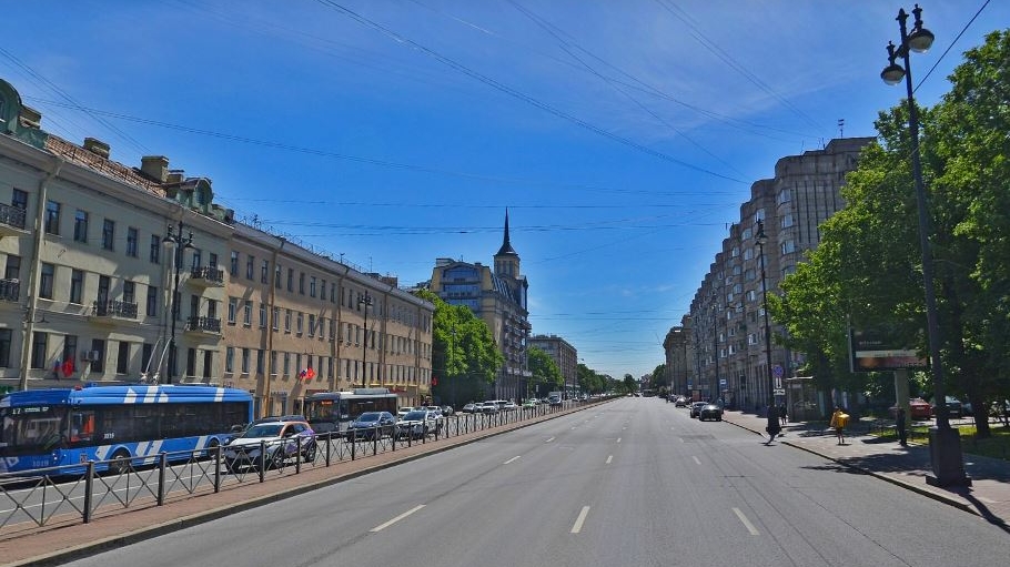 До конца года ночное движение на Московском проспекте в Петербурге изменится