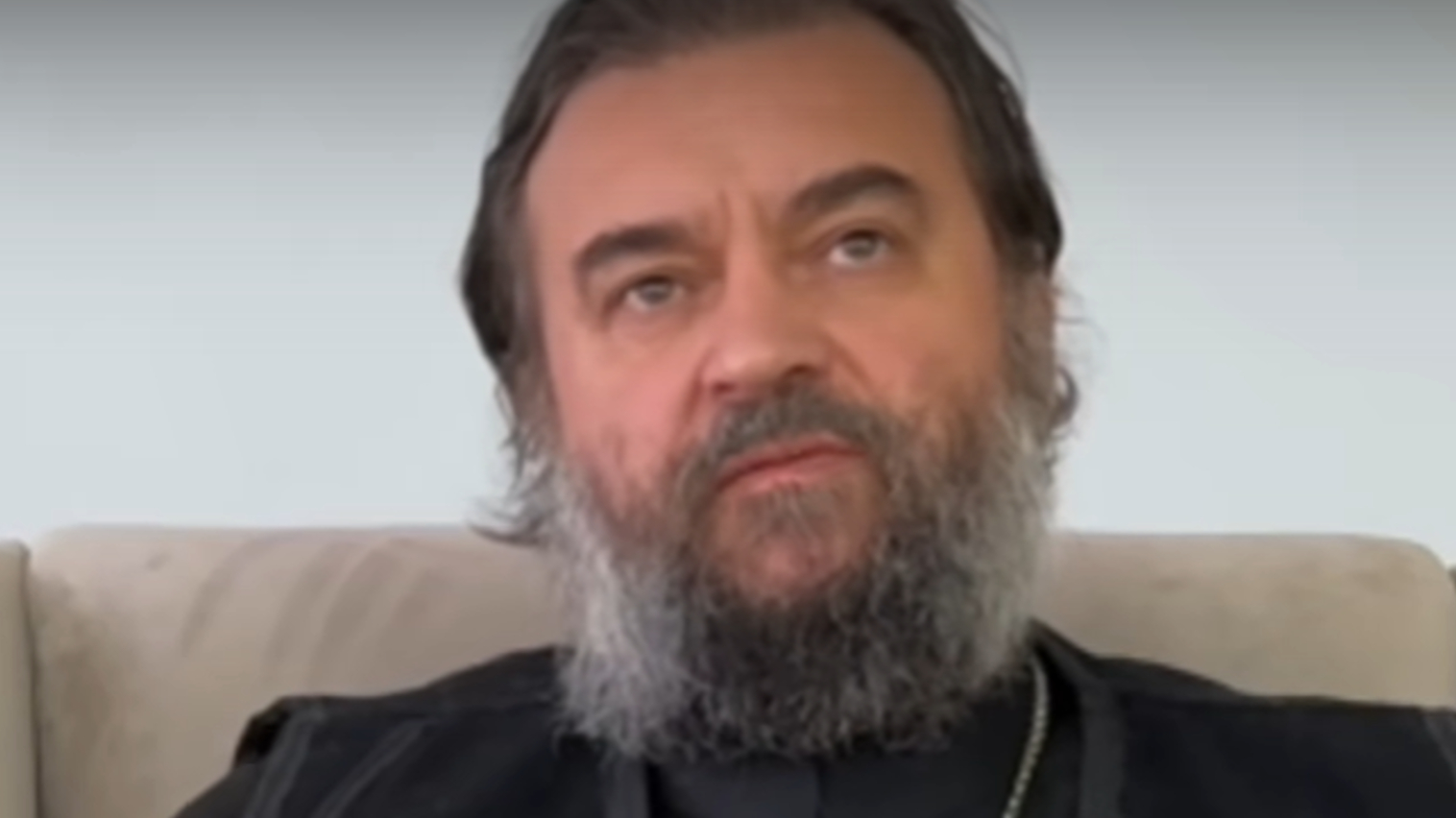 Протоиерей Ткачев призвал отправить первоклашек трудиться