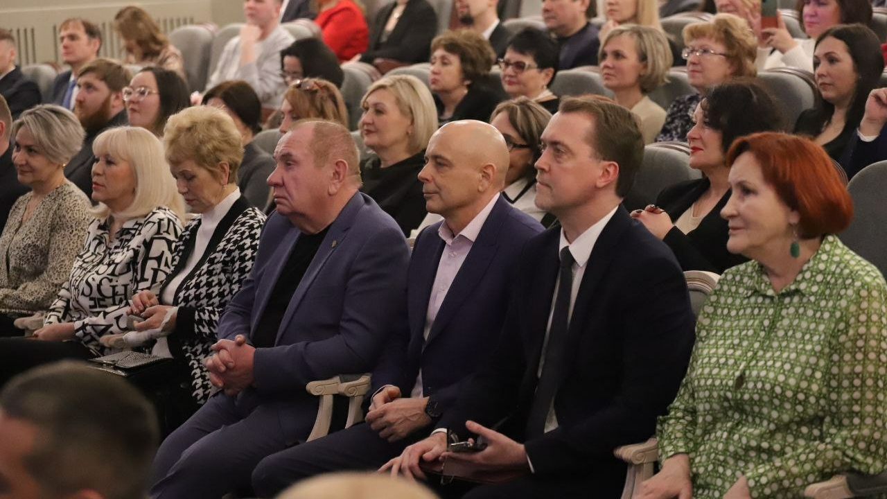 Сокол рассказал об открытии Минусинского драматического театра после реконструкции