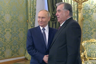 Путин поздравил президента Таджикистана с днем рождения