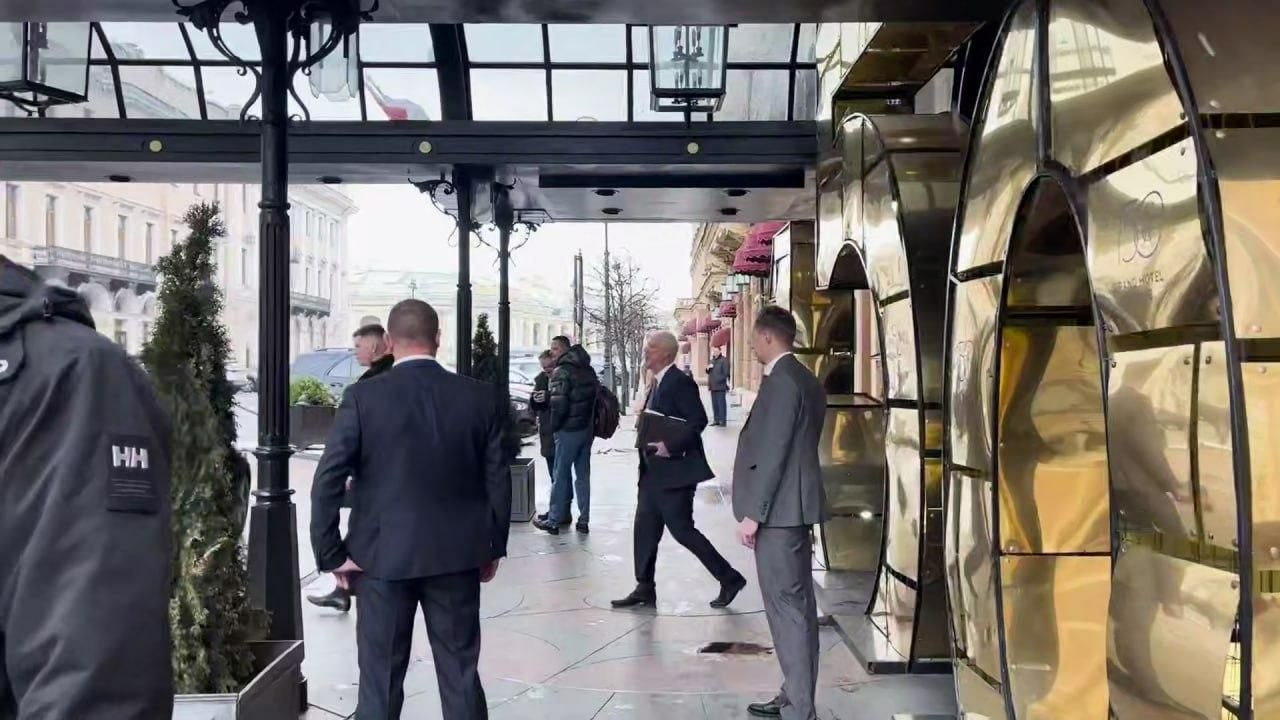 Дмитриев встретился со спецпосланником Трампа в Петербурге