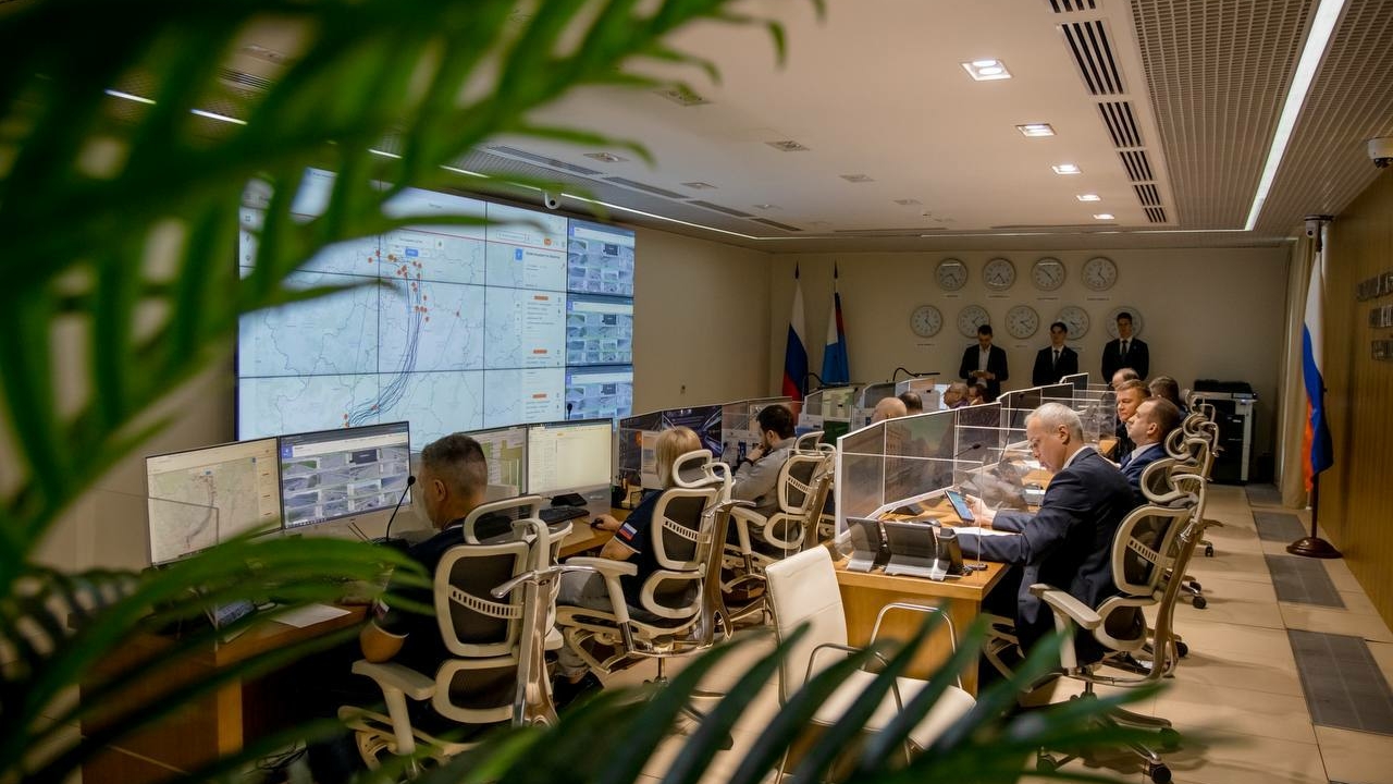 Минтранс: аэропорты Москвы вернутся к штатному расписанию 8 мая в 18:00