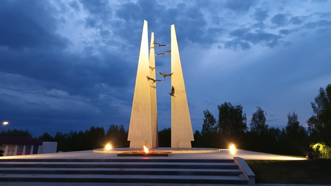 В правительстве рассказали, сколько памятников ВОВ благоустроено за пять лет