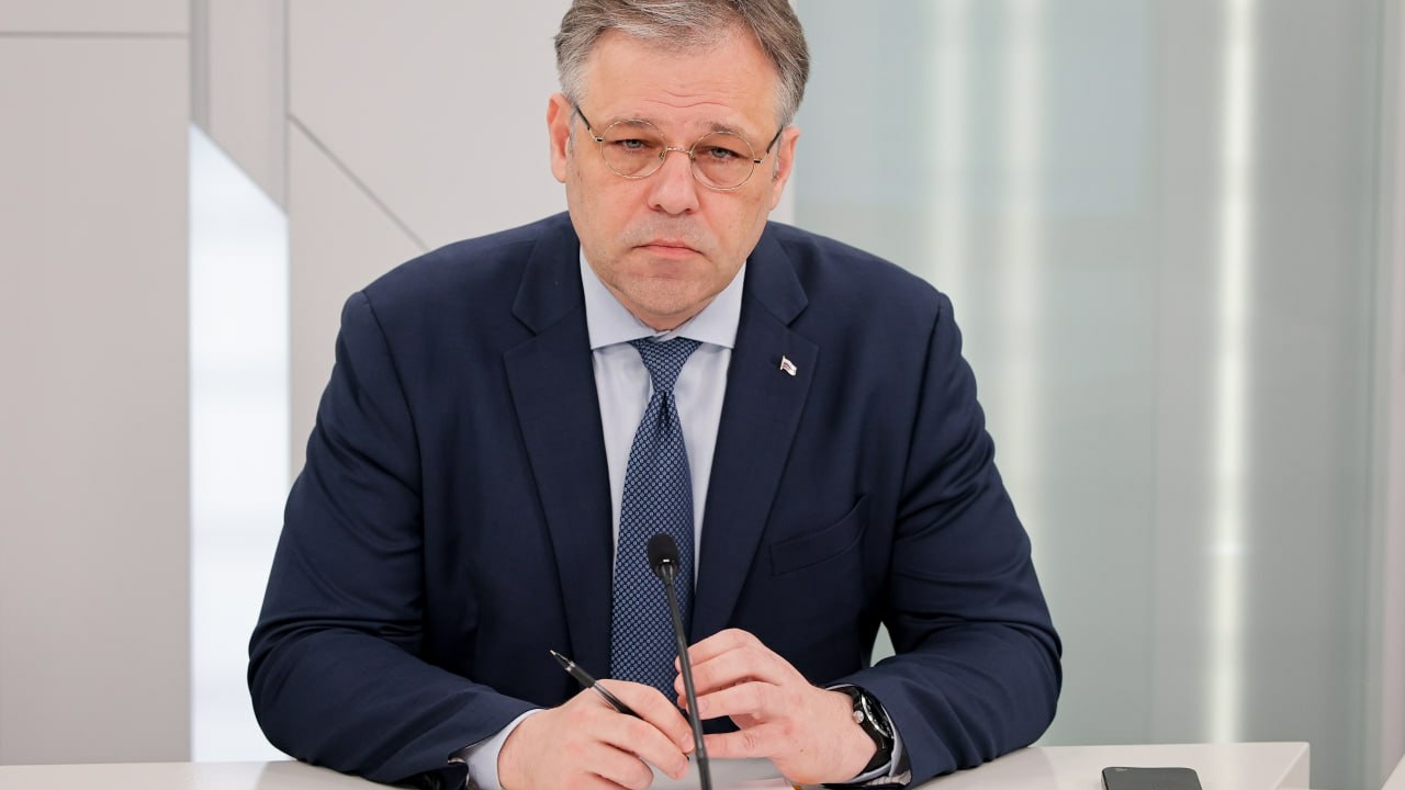 Мирошник: Киев отвечает на мирные инициативы кровавой истерикой