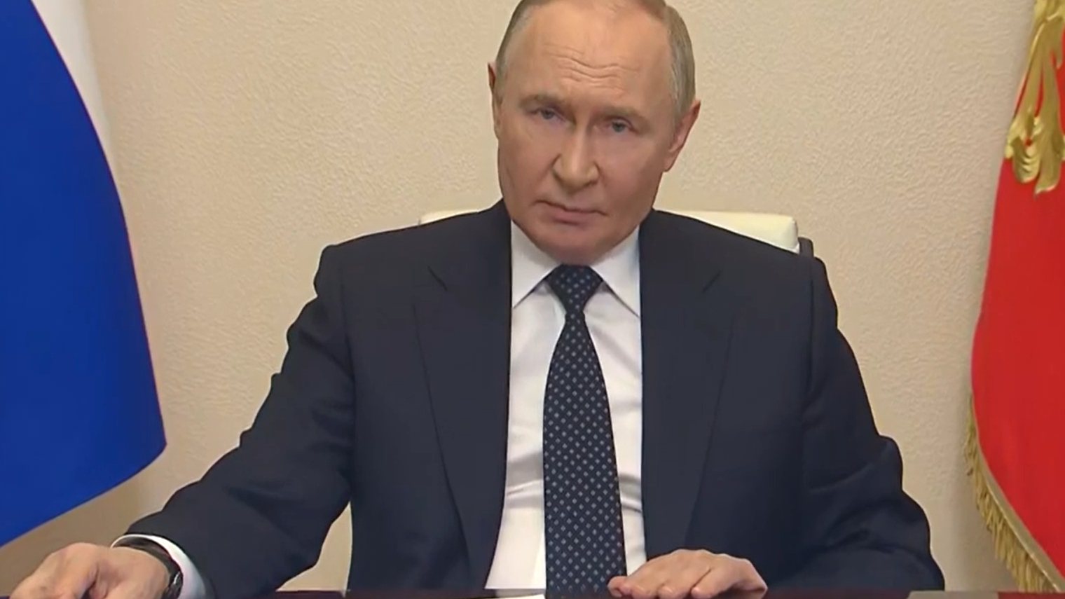 Глава РЖД отчитался перед Путиным о компенсациях семьям погибших