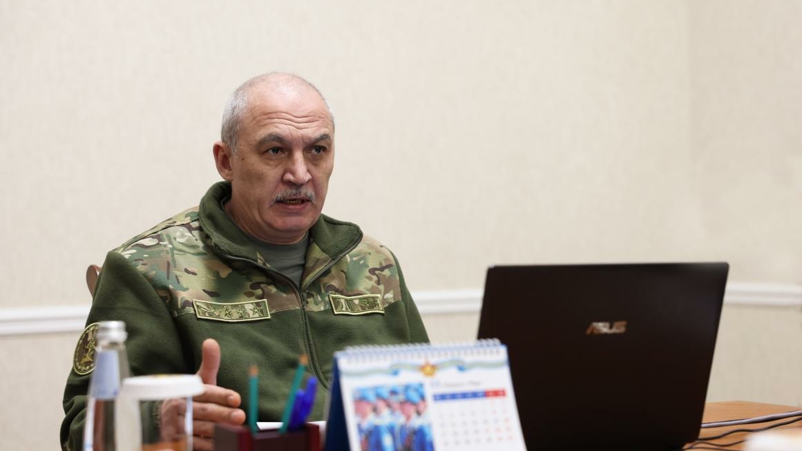 Токаев уволил министра обороны Казахстана Жаксылыкова