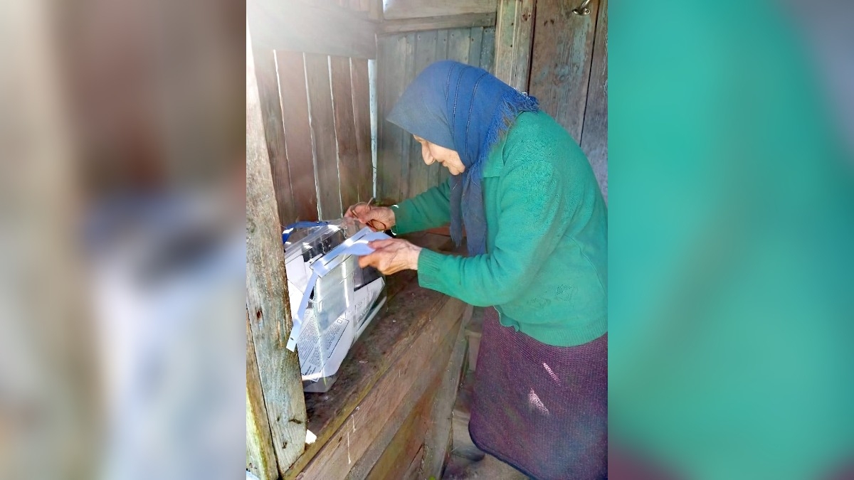 Новгородцы могут выбрать губернатора дома и через интернет