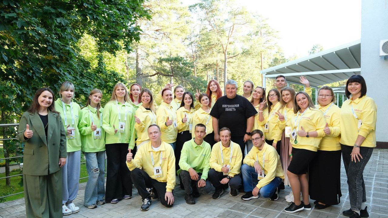 Дронов обсудил с участниками «Ладоги» развитие Великого Новгорода и инициативы молодежи