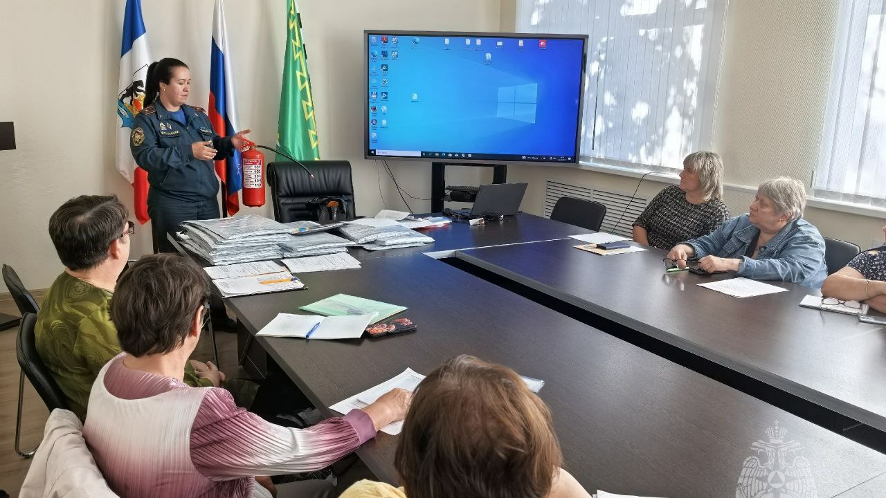 МЧС завершило подготовку участков для трехдневного голосования в Новгородской области