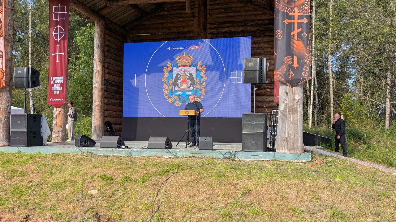 Дронов и Песков приняли участие во всероссийском слете беспилотной авиации в выходные