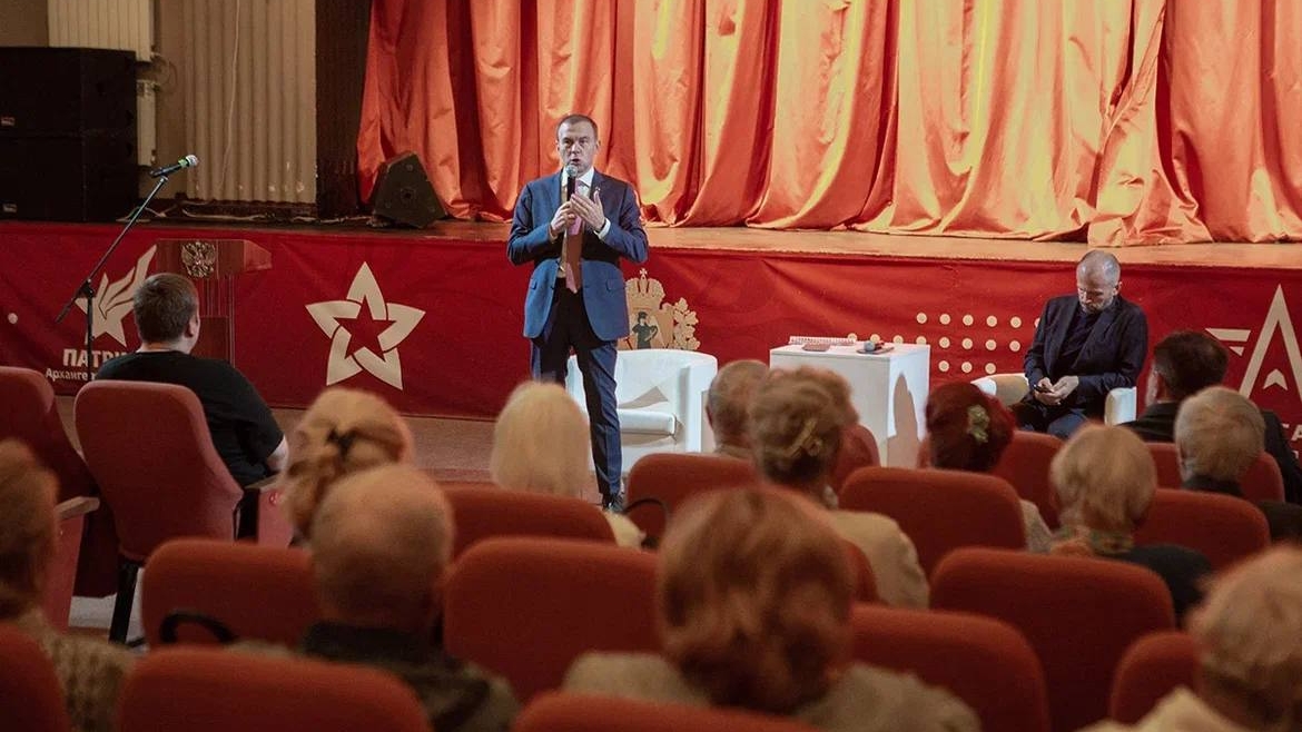 Коммунисты раскритиковали идею блокировки интернета в России на неделю