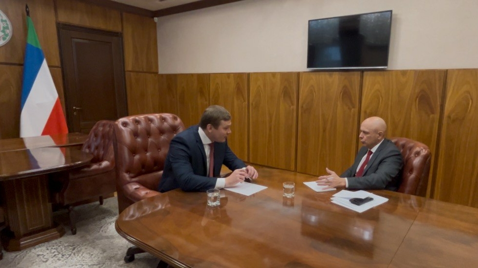 Зарплаты бюджетникам и подготовка к зиме: Сокол назвал приоритеты бюджета Хакасии