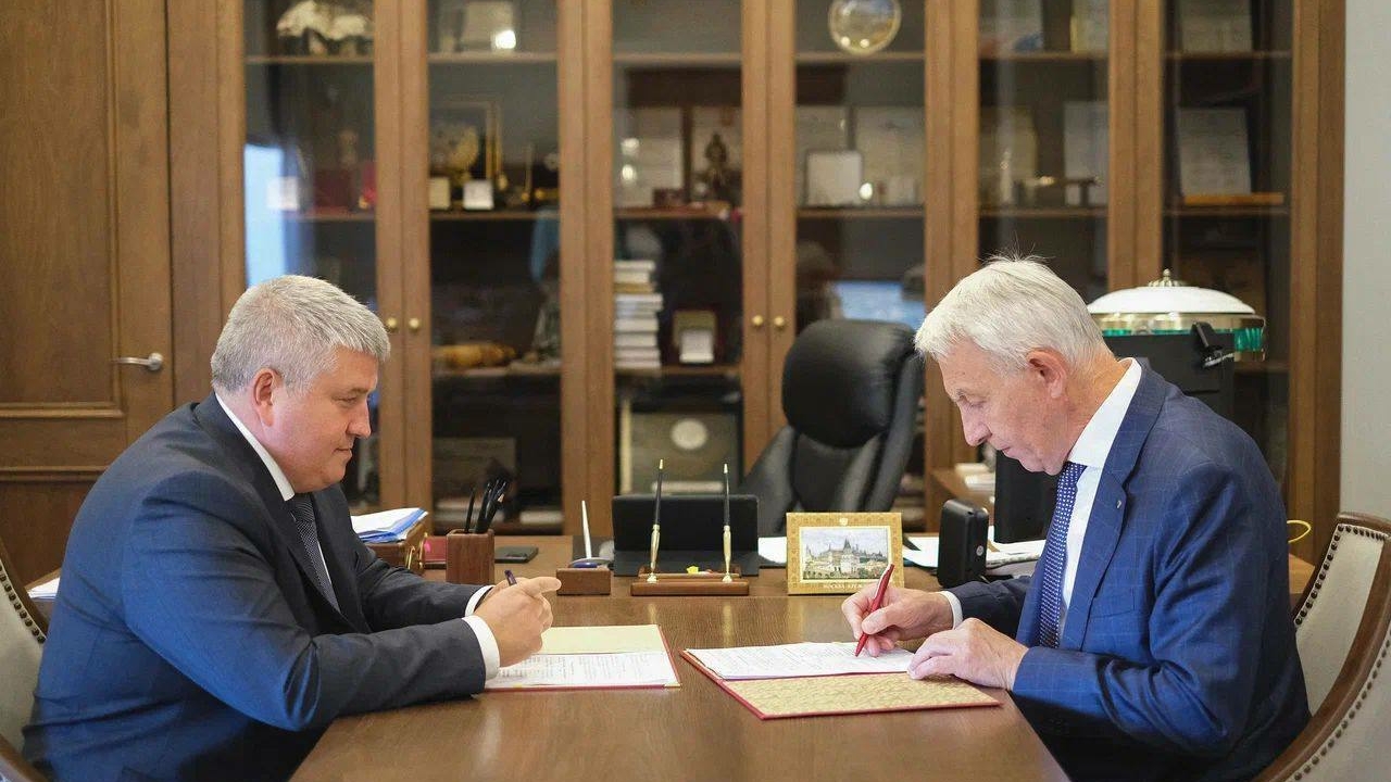 Дронов рассказал о сотрудничестве с медицинским центром имени В.А. Алмазова