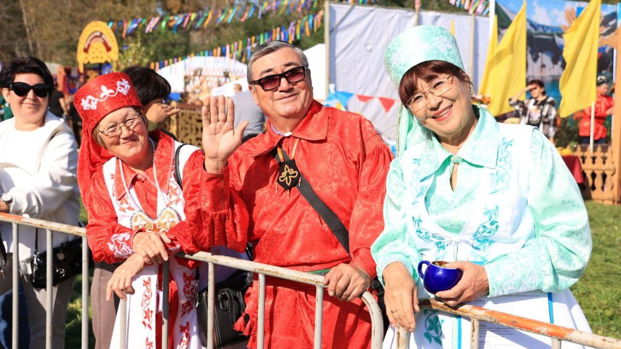 Сергей Сокол поздравил жителей Хакасии с национальным праздником Уртун Тойы