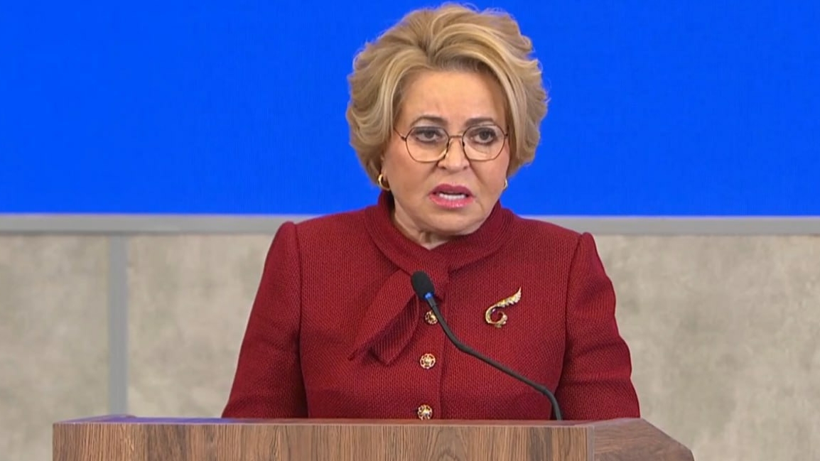 Валентина Матвиенко поздравила Александра Дронова с победой на выборах