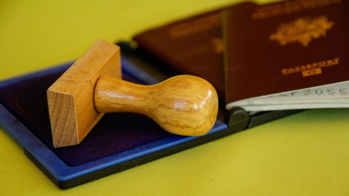 Страны Шенгена вводят биометрию для россиян на границах