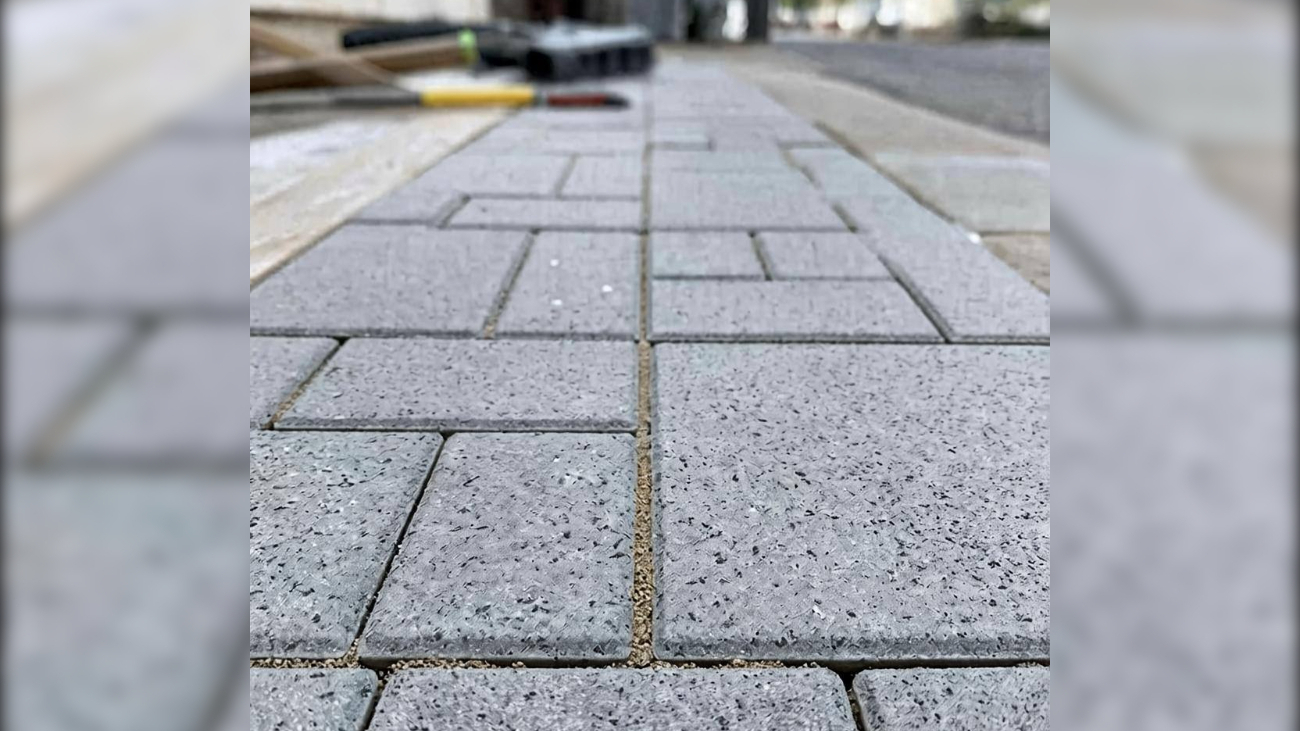 Виктор Вобликов: в Черняховске приведут в порядок тротуары на семи улицах