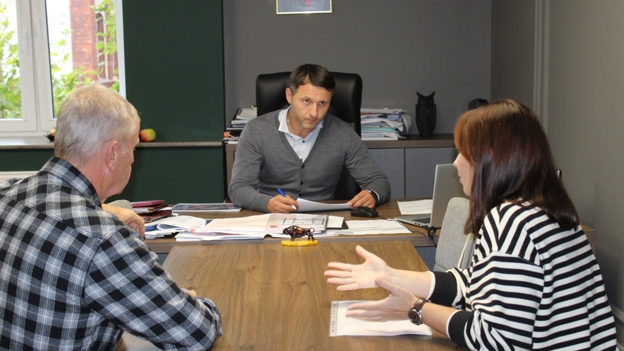 Вобликов ответил на вопросы жителей Черняховского округа