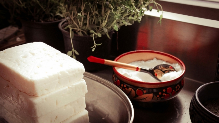 Росстандарт изменит требования к влажности и белку в твороге