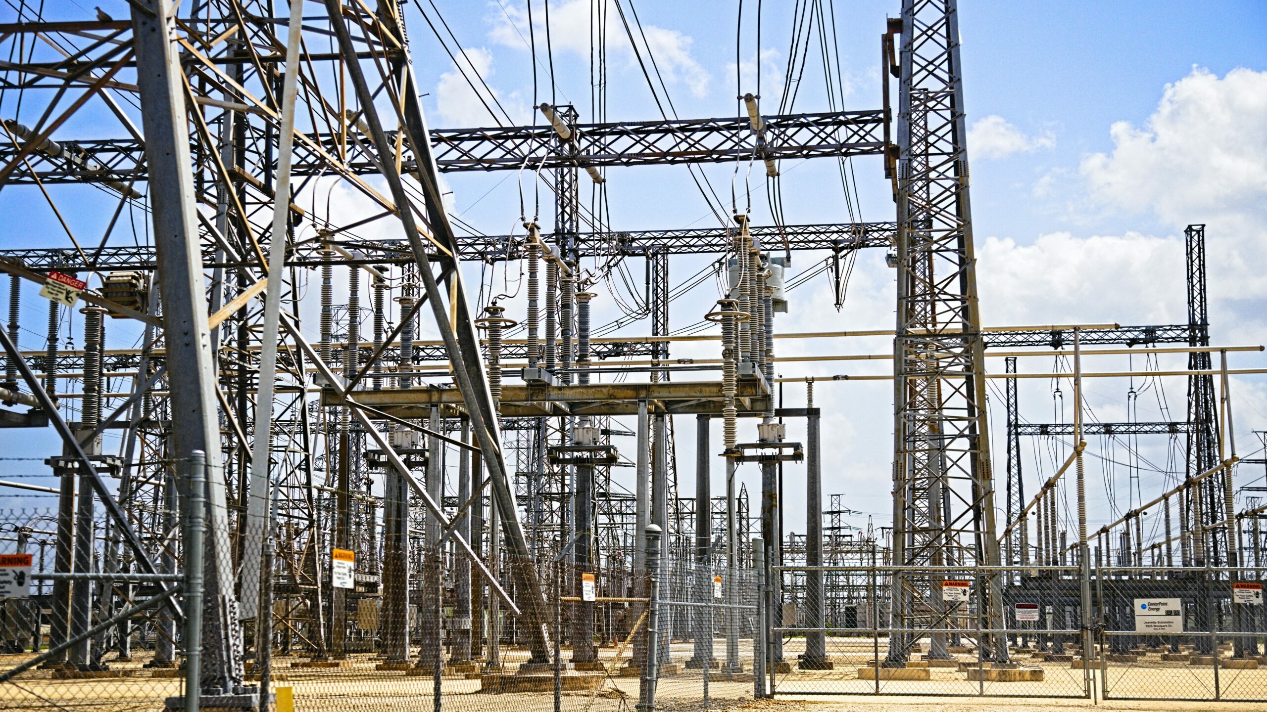 Дрозденко: реконструкция подстанции усилила энергоснабжение Кингисеппского района