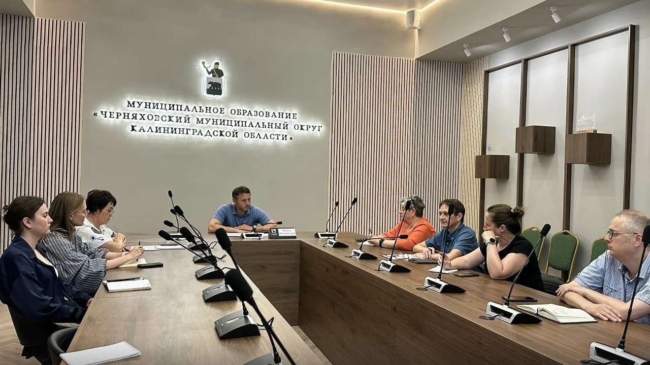 Виктор Вобликов: в Черняховском округе Калининградской области создали офис для повышения качества услуг