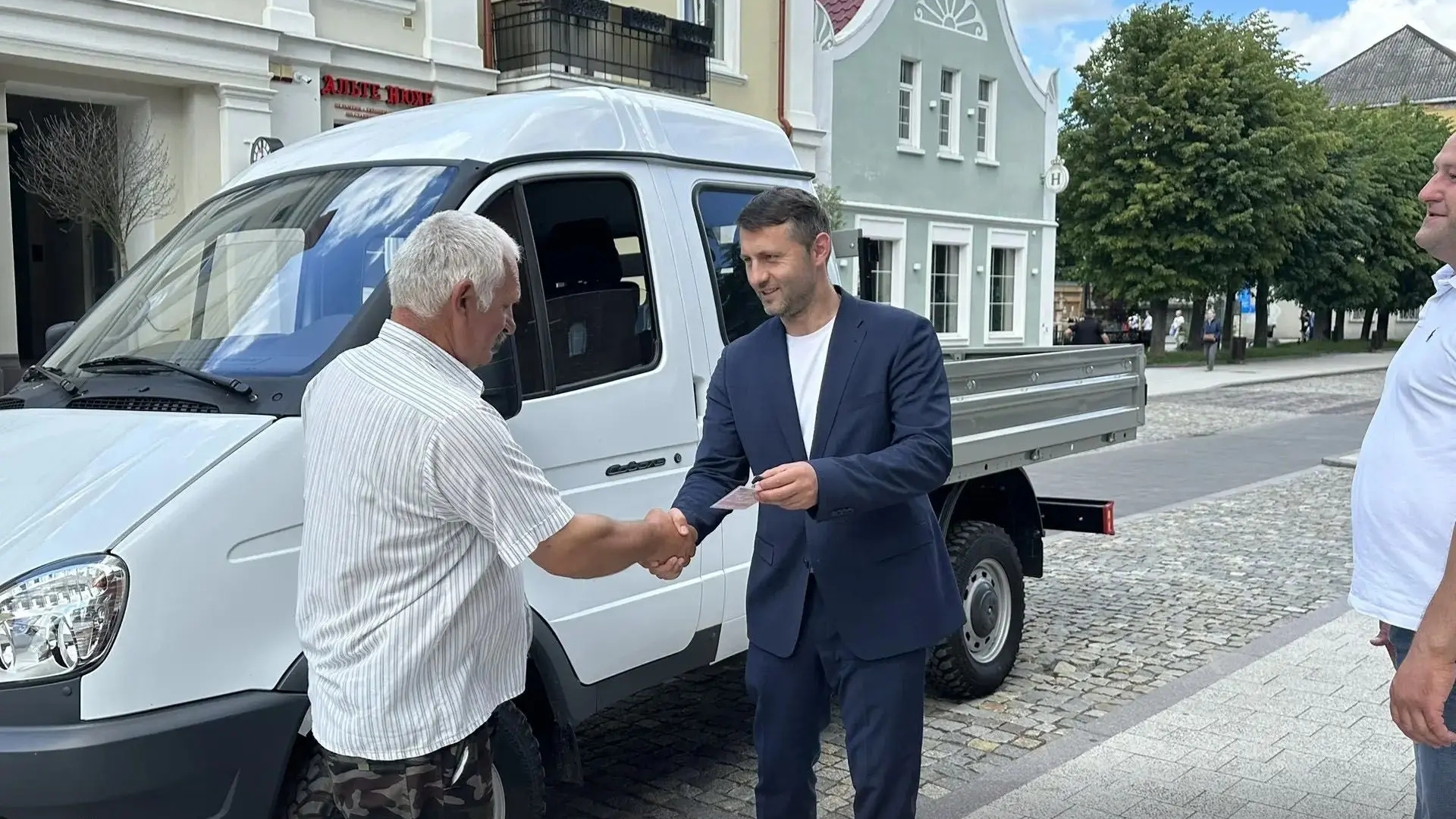 В Черняховском округе обновили автопарк для оперативной работы коммунальных служб