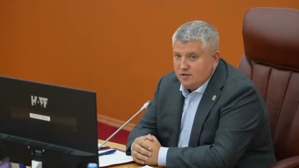 Дронов: в Новгородской области открылись три «умные» площадки для спорта
