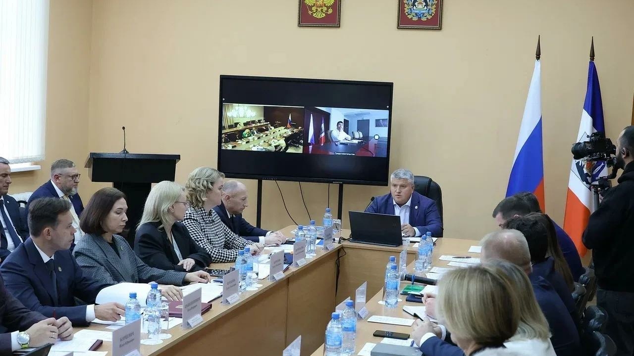 В Неболчах обновят трассу за 11 млн рублей по поручению Дронова